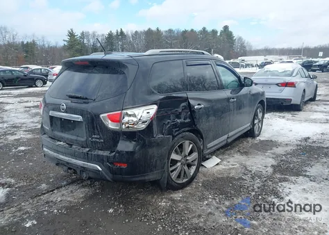 2014 Nissan Pathfinder Platinum z USA, uszkodzony, nr VIN 5N1AR2MM5EC730510